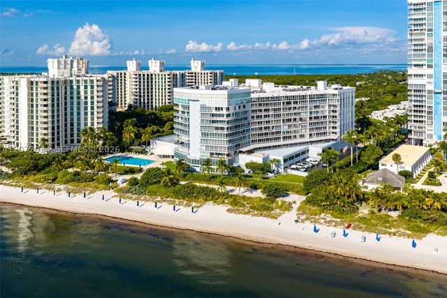 600 Grapetree Dr 6BS, Key Biscayne, FL 33149