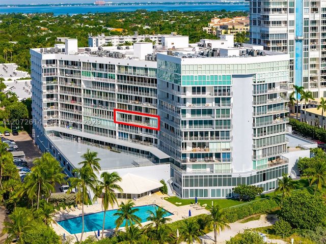 600 Grapetree Dr 6BS, Key Biscayne, FL 33149
