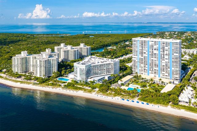 600 Grapetree Dr 6BS, Key Biscayne, FL 33149