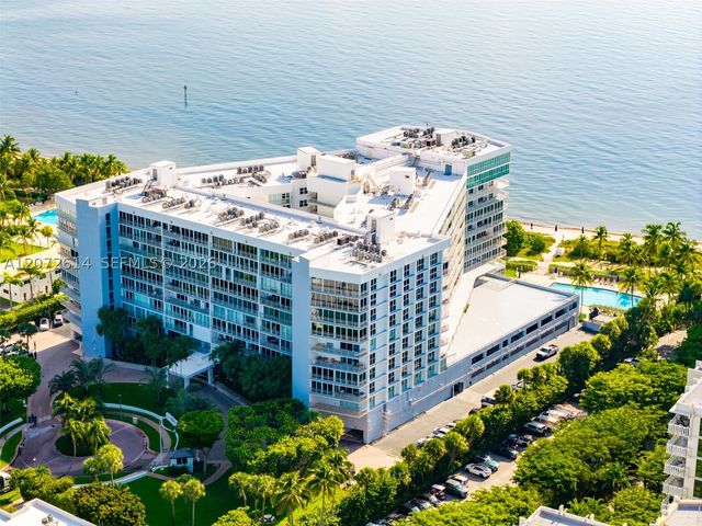 600 Grapetree Dr 6BS, Key Biscayne, FL 33149