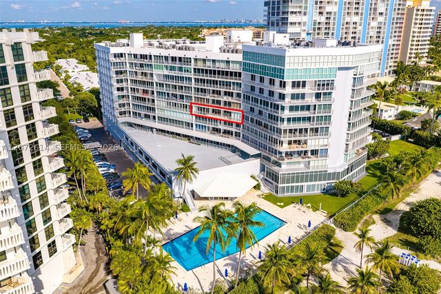 600 Grapetree Dr 6BS, Key Biscayne, FL 33149