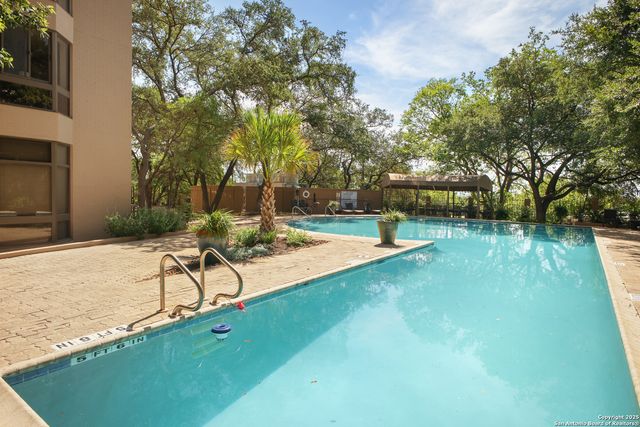 7887 Broadway Apt 302, San Antonio, TX 78209