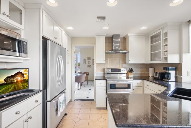 7887 Broadway Apt 302, San Antonio, TX 78209