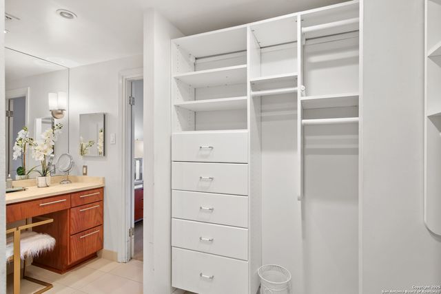 7887 Broadway Apt 302, San Antonio, TX 78209