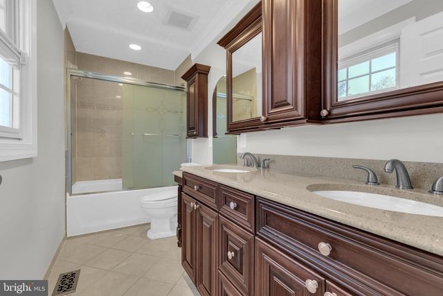 9392 SEWALL AVE, Laurel, MD 20723