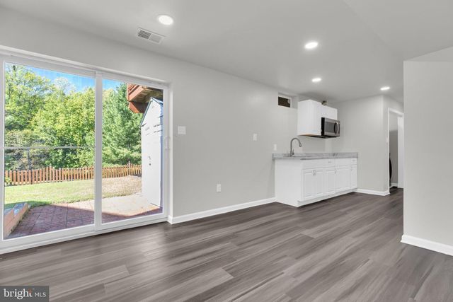 9392 SEWALL AVE, Laurel, MD 20723