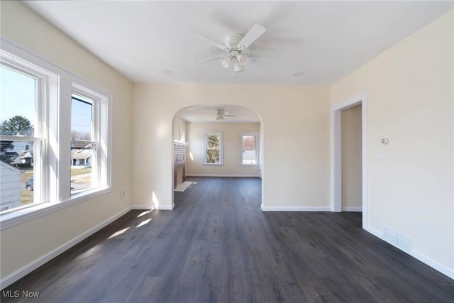 703 E Judson Avenue, Youngstown, OH 44502