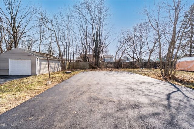 703 E Judson Avenue, Youngstown, OH 44502