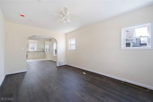 703 E Judson Avenue, Youngstown, OH 44502