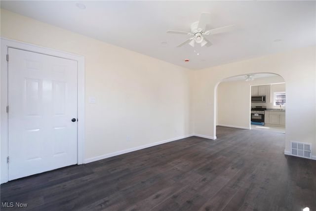 703 E Judson Avenue, Youngstown, OH 44502