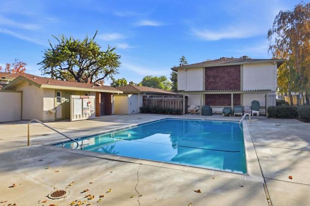 540 Valley Forge Way, Campbell, CA 95008