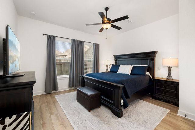 17454 Vino Vines Lane, Conroe, TX 77302