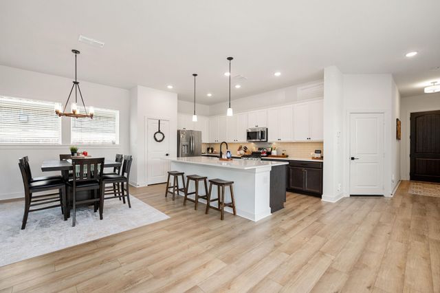 17454 Vino Vines Lane, Conroe, TX 77302