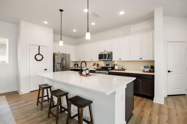 17454 Vino Vines Lane, Conroe, TX 77302