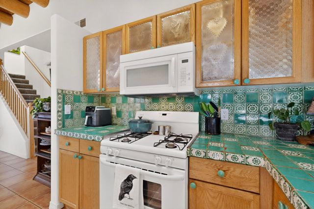 4120 Whispering Wing Road, Santa Fe, NM 87507