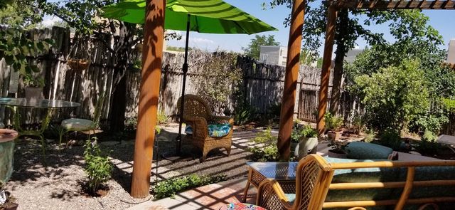 4120 Whispering Wing Road, Santa Fe, NM 87507