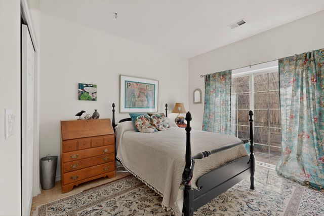 4120 Whispering Wing Road, Santa Fe, NM 87507