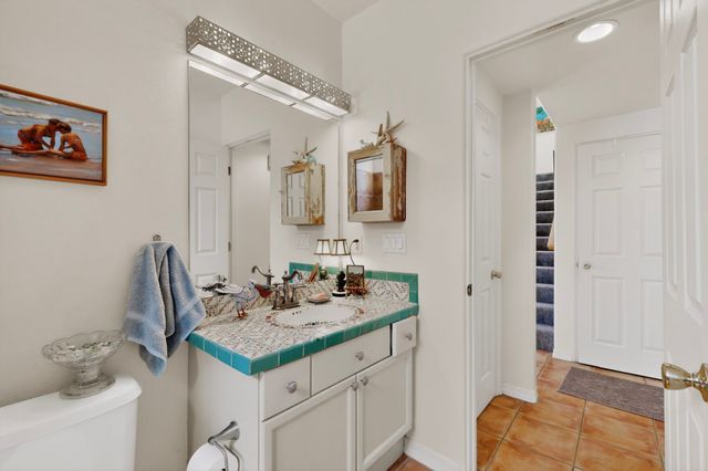 4120 Whispering Wing Road, Santa Fe, NM 87507