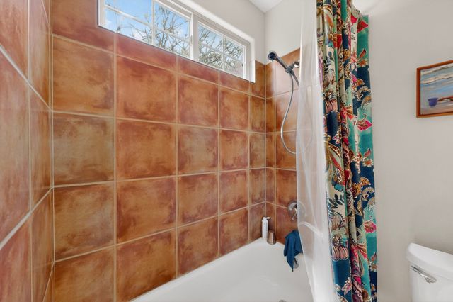 4120 Whispering Wing Road, Santa Fe, NM 87507