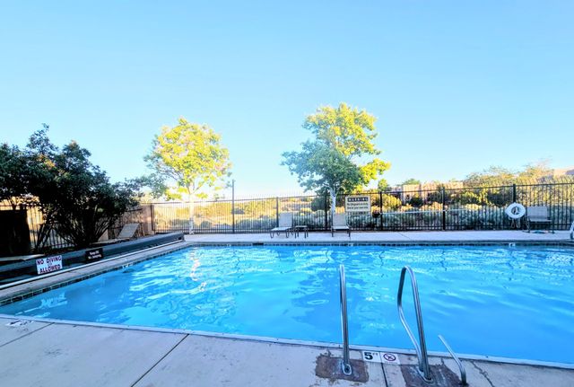 4120 Whispering Wing Road, Santa Fe, NM 87507