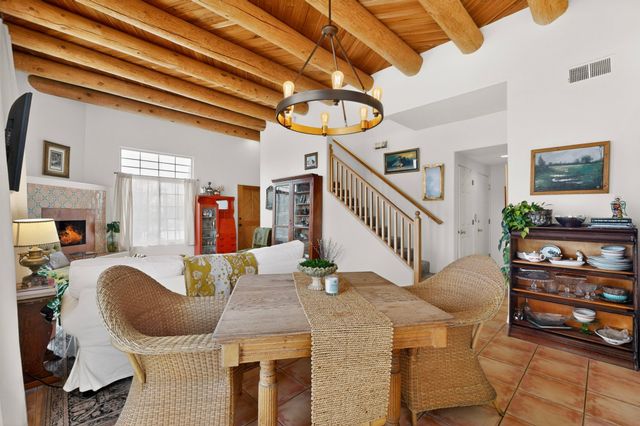 4120 Whispering Wing Road, Santa Fe, NM 87507