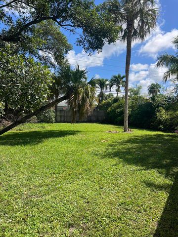 6551 NW 8th Court, Margate, FL 33063