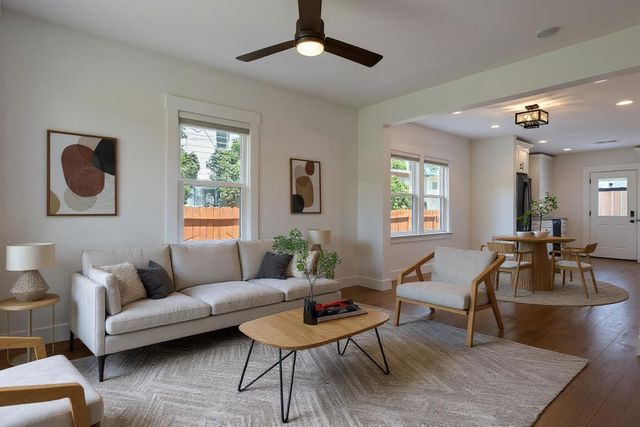 2117 14th St, Sacramento, CA 95818