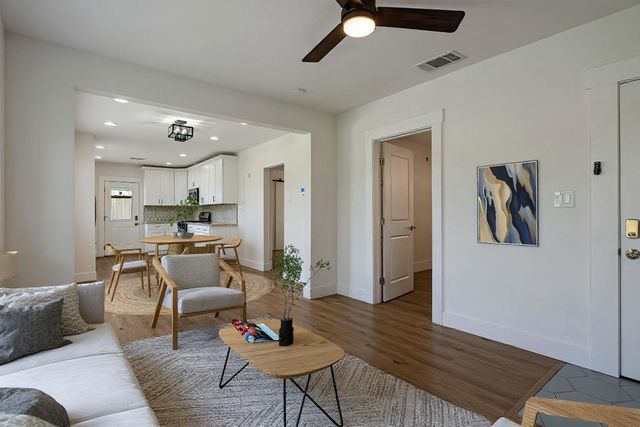 2117 14th St, Sacramento, CA 95818