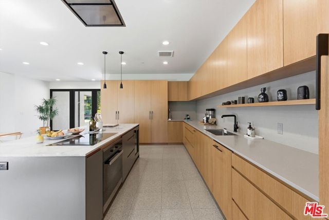 3860 Madison Road, La Canada Flintridge, CA 91011