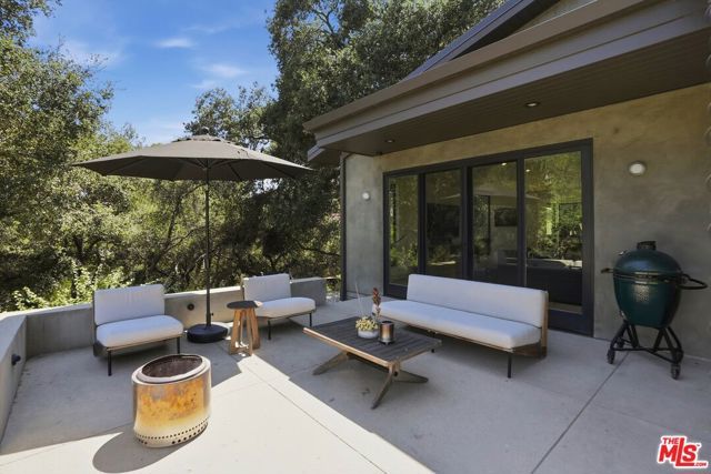 3860 Madison Road, La Canada Flintridge, CA 91011