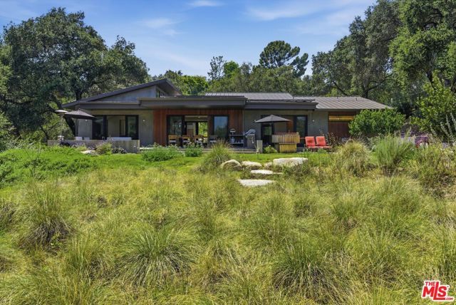 3860 Madison Road, La Canada Flintridge, CA 91011