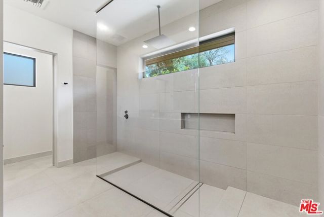 3860 Madison Road, La Canada Flintridge, CA 91011