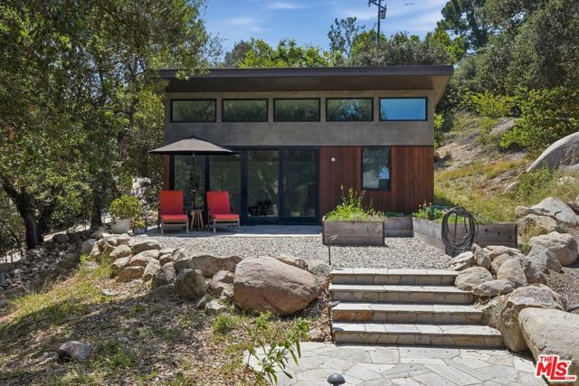 3860 Madison Road, La Canada Flintridge, CA 91011