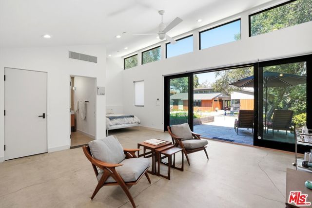 3860 Madison Road, La Canada Flintridge, CA 91011