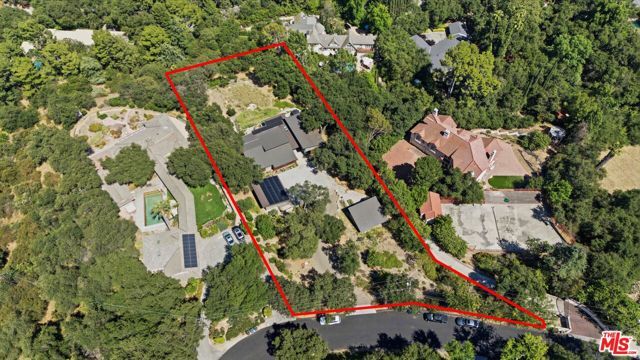 3860 Madison Road, La Canada Flintridge, CA 91011