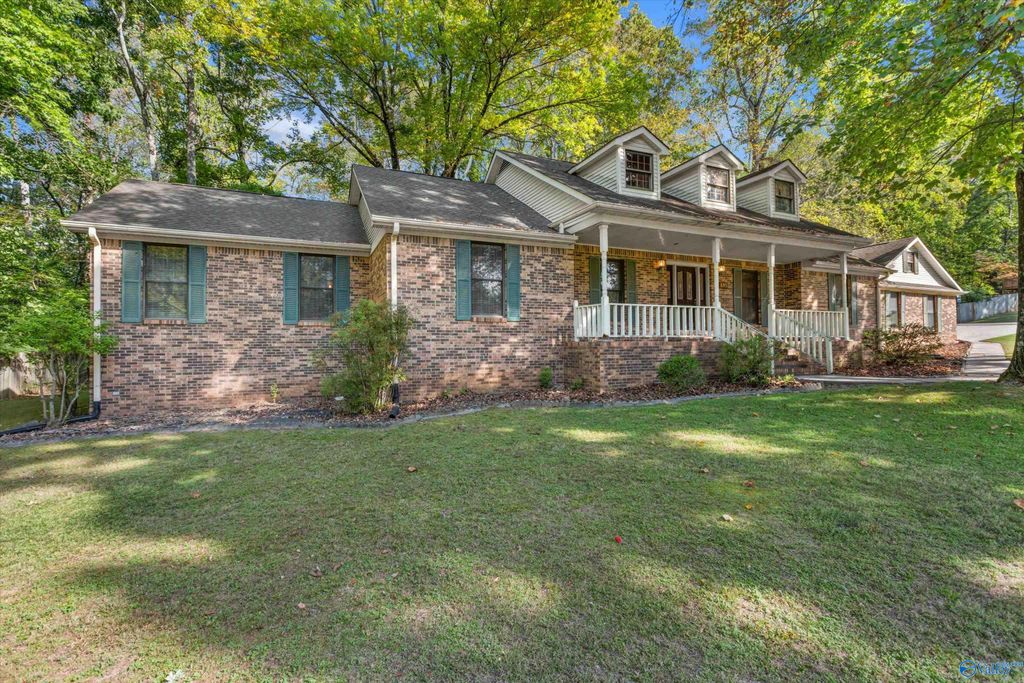 495 Eastview Drive, Madison, AL 35758