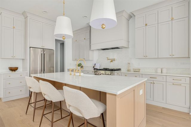 1309 17TH AVENUE N, St Petersburg, FL 33704