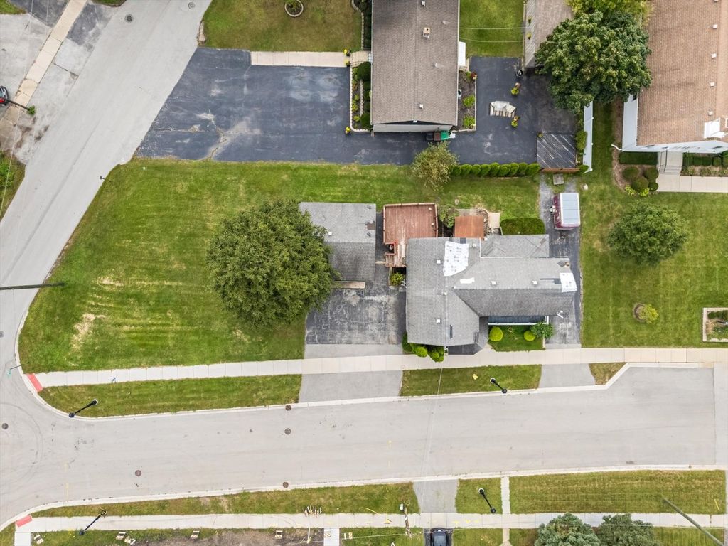 6715 174th Street, Tinley Park, IL 60477 — photo 2