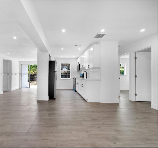 3050 NE 13th Avenue, Pompano Beach, FL 33064