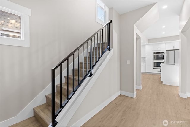 4228 Eastern Avenue N, Seattle, WA 98103