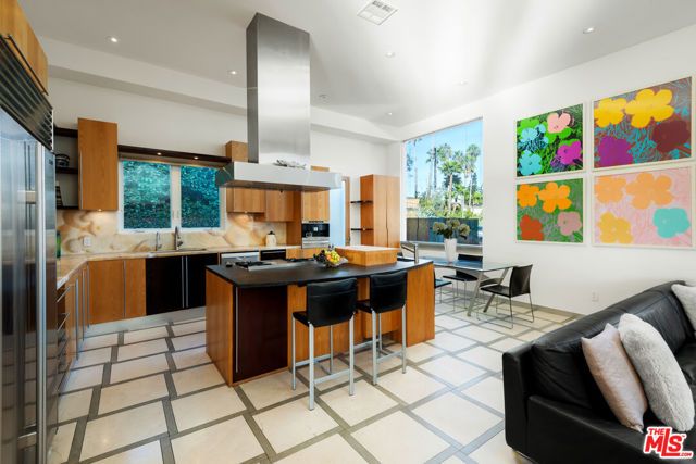 817 ENCHANTED Way, Pacific Palisades (los Angeles), CA 90272