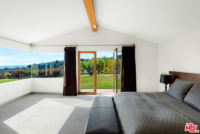 817 ENCHANTED Way, Pacific Palisades (los Angeles), CA 90272