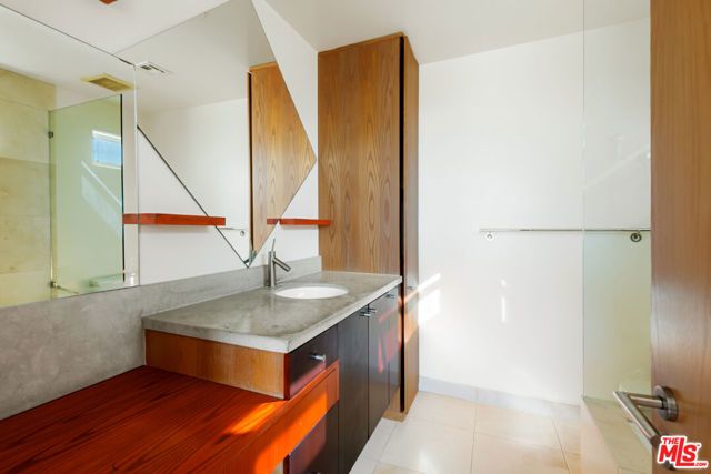 817 ENCHANTED Way, Pacific Palisades (los Angeles), CA 90272