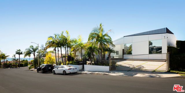 817 ENCHANTED Way, Pacific Palisades (los Angeles), CA 90272