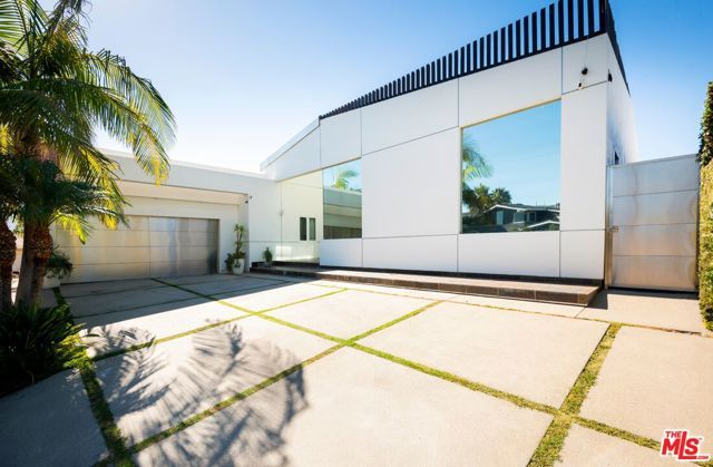 817 ENCHANTED Way, Pacific Palisades (los Angeles), CA 90272