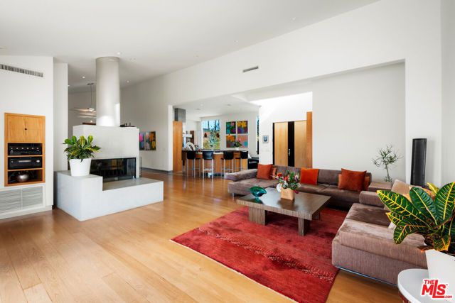 817 ENCHANTED Way, Pacific Palisades (los Angeles), CA 90272