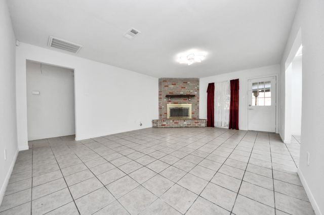 8407 Rivercross Road, Houston, TX 77064