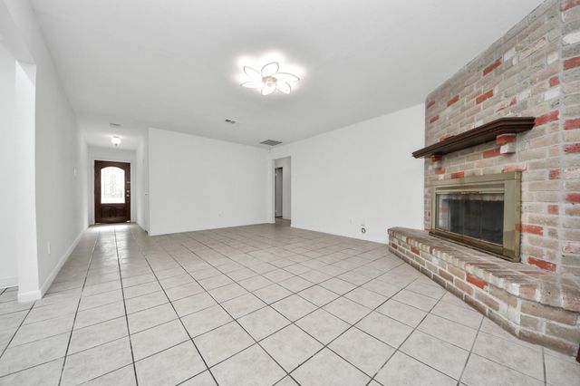 8407 Rivercross Road, Houston, TX 77064