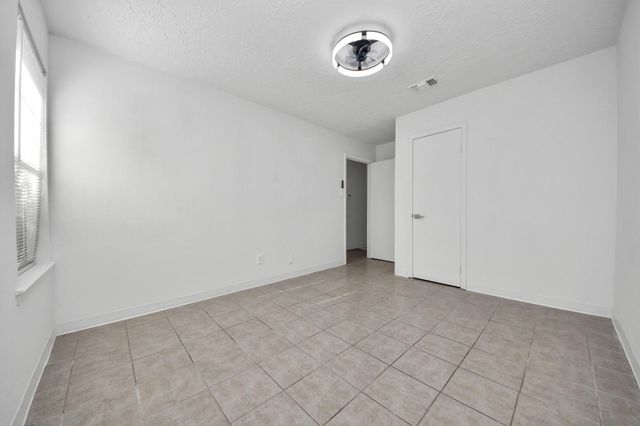 8407 Rivercross Road, Houston, TX 77064