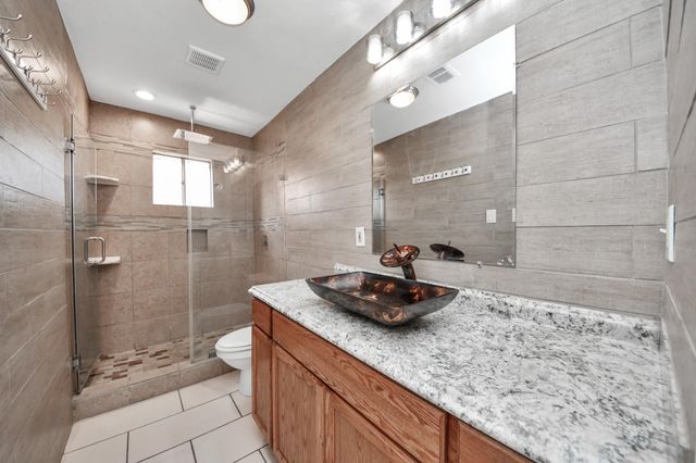 8407 Rivercross Road, Houston, TX 77064